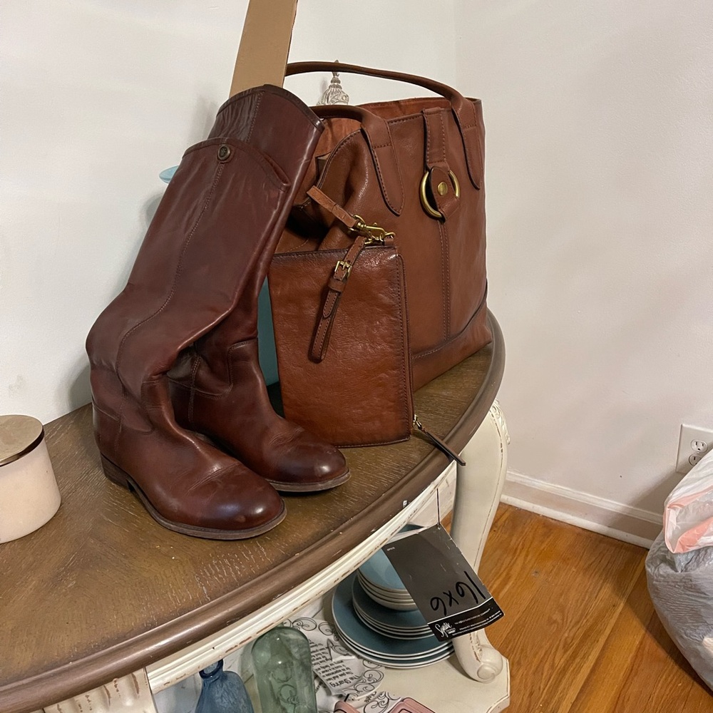 Frye Rich Brown Leather Tote and Frye boots